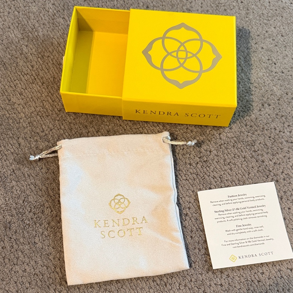 Kendra Scott Yellow Box with Cream Pouch